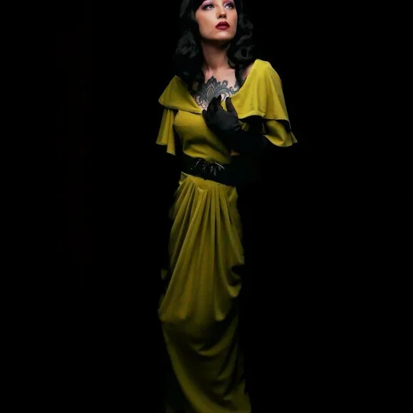 Micheline Pitt Gown - Picture 10 of 10